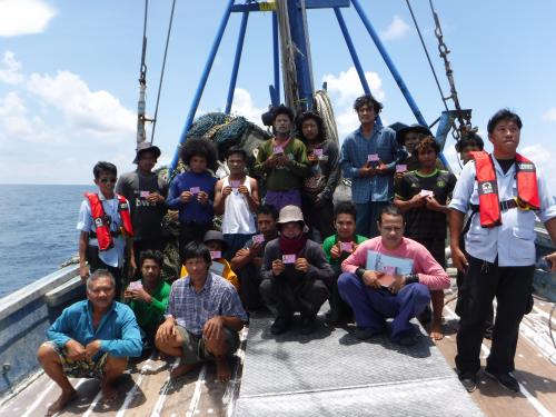 สอท. สบทช.1 ออกทำการตรวจเรือประมง (IUU. Fishing) พื้นที่ จ.ระยอง จำนวน 12 ลำ