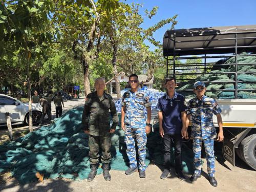 สทช.1 รับมอบอวนจากกลุ่มเรือประมงจังหวัดระยอง เพื่อนำไปใช้ในภารกิจทางทหาร