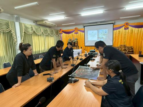 ศบปล.ตราด ประชุมชี้แจงโครงการตรวจสอบแปลงที่ดินเพื่อดำเนินการจัดที่ดินให้ชุมชนฯ