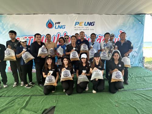 สทช.1 ร่วมกิจกรรม PTTLNG ปล่อยพันธุ์สัตว์น้ำ ปีที่ 19