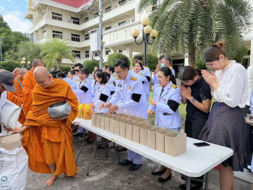 สทช.1 เข้าร่วมพิธีเจริญพระพุทธมนต์และพิธีทำบุญตักบาตรถวายเป็นพระราชกุศล 3 มิถุนายน 2569