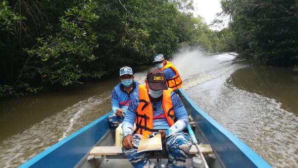 ศบปล.นศ. ลงพื้นที่ตรวจลาดตระเวนเชิงคุณภาพทางเรือป้องกันการบุกรุกป่าชายเลน ท้องที่ อ.เมือง อ.ปากพนัง จ.นครศรีธรรมราช