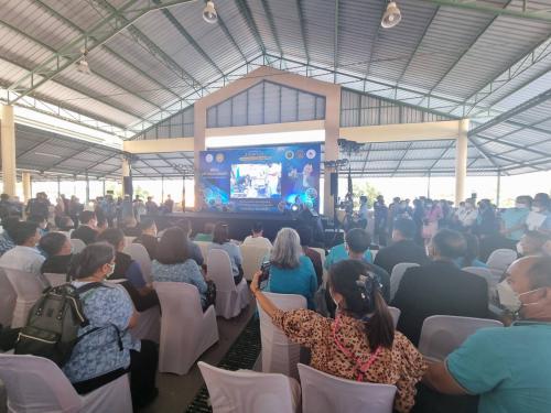 ศอทล.สงขลา ร่วมพิธีเปิดงาน กิจกรรม “งานมหกรรมอาหาร ๒ ทะเล ๓ น้ำ และการกระจายสินค้าประมงพื้นบ้านสู่ผู้บริโภคจังหวัดสงขลา (Fisherman Market)”