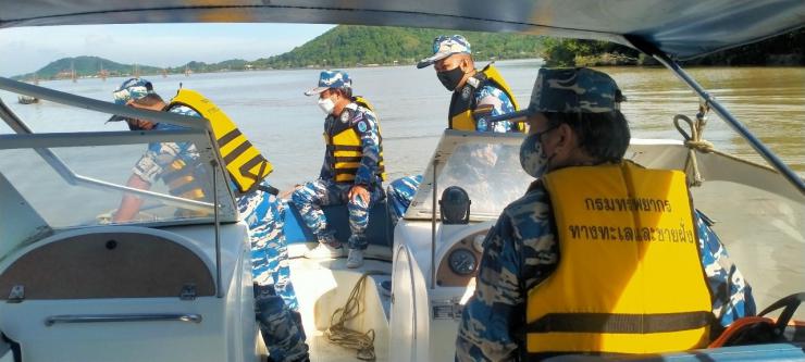สอท. นำเรือทรัพยากรทางทะเลและชายฝั่ง ๒๑๖ ออกปฏิบัติงานตรวจปราบปรามผู้กระทำความผิด ตาม พ.ร.ก.การประมง พ.ศ. ๒๕๕๘ เขตทะเลชายฝั่งและพื้นที่ต่อเนื่องน่านน้ำภายในทะเลสาบสงขลา