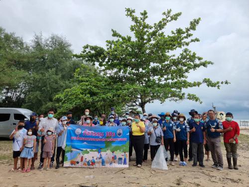 ศอทล.สงขลา จัดกิจกรรมจัดเก็บขยะทะเลที่ตกค้างในระบบนิเวศที่สำคัญแบบมีส่วนร่วม ชายหาดบางหอย จังหวัดสงขลา