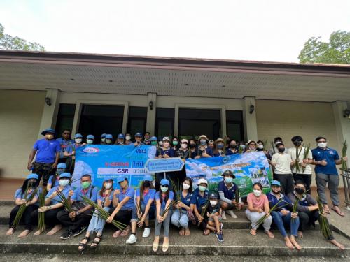 เจ้าหน้าที่ ศอทล.สงขลา นำเจ้าหน้าที่บริษัทในพื้นที่ จ.สงขลา ร่วมทำกิจกรรมปลูกป่าชายเลนและปล่อยพันธุ์สัตว์น้ำคืนสู่ธรรมชาติ