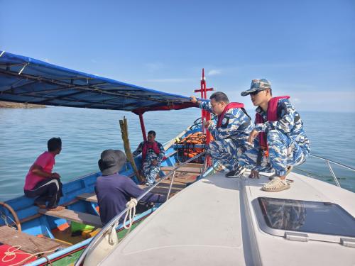 สอท. นำเรือ ทช.๒๒๔ ออกปฏิบัติงานฟื้นฟู และดูแลทรัพยากรปะการังเทียม ในพื้นที่ จ.สงขลา