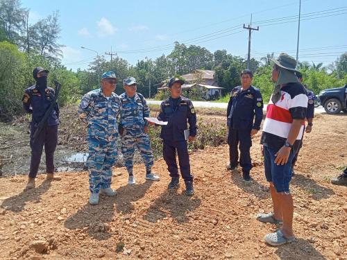 ศบปล.นศ. ลงตรวจสอบพื้นที่ตามเรื่องร้องเรียน ผ่านสายด่วนพิทักษ์ป่าและรักษาทะเล ๑๓๖๒ กรณี พบเห็นการบุกรุกตัดไม้ป่าชายเลน พื้นที่ ต.ทุ่งใส อ.สิชล จ.นครศรีธรรมราช