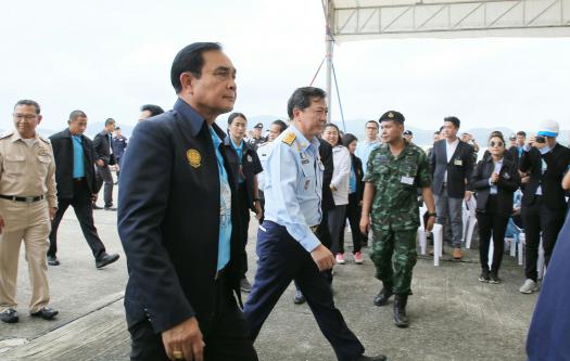 กรมทรัพยากรทางทะเลและชายฝั่งจัดโครงการจัดทำและวางปะการังเทียมเพื่อฟื้นฟูแนวปะการังธรรมชาติ