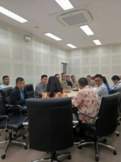 สำนักอนุรักษ์ทรัพยากรทางทะเลและชายฝั่ง โดย ผอ.ส่วนอนุรักษ์และฟื้นฟูฯ เข้าร่วมจัดเตรียมการจัดงานแถลงข่าวกิจกรรมการจัดวางปฏิมากรรมฮาเล่ย์ เดวิดสัน